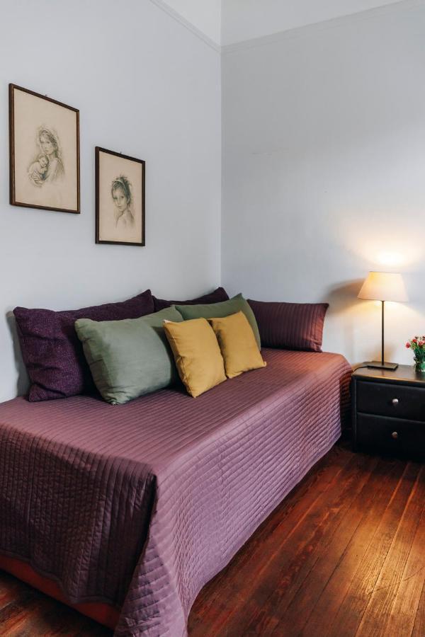 Monastiraki-Psiri, Old Town, 3-Bdr Apt, Sleep 6-10P, Spacious Court Yard Athene Buitenkant foto